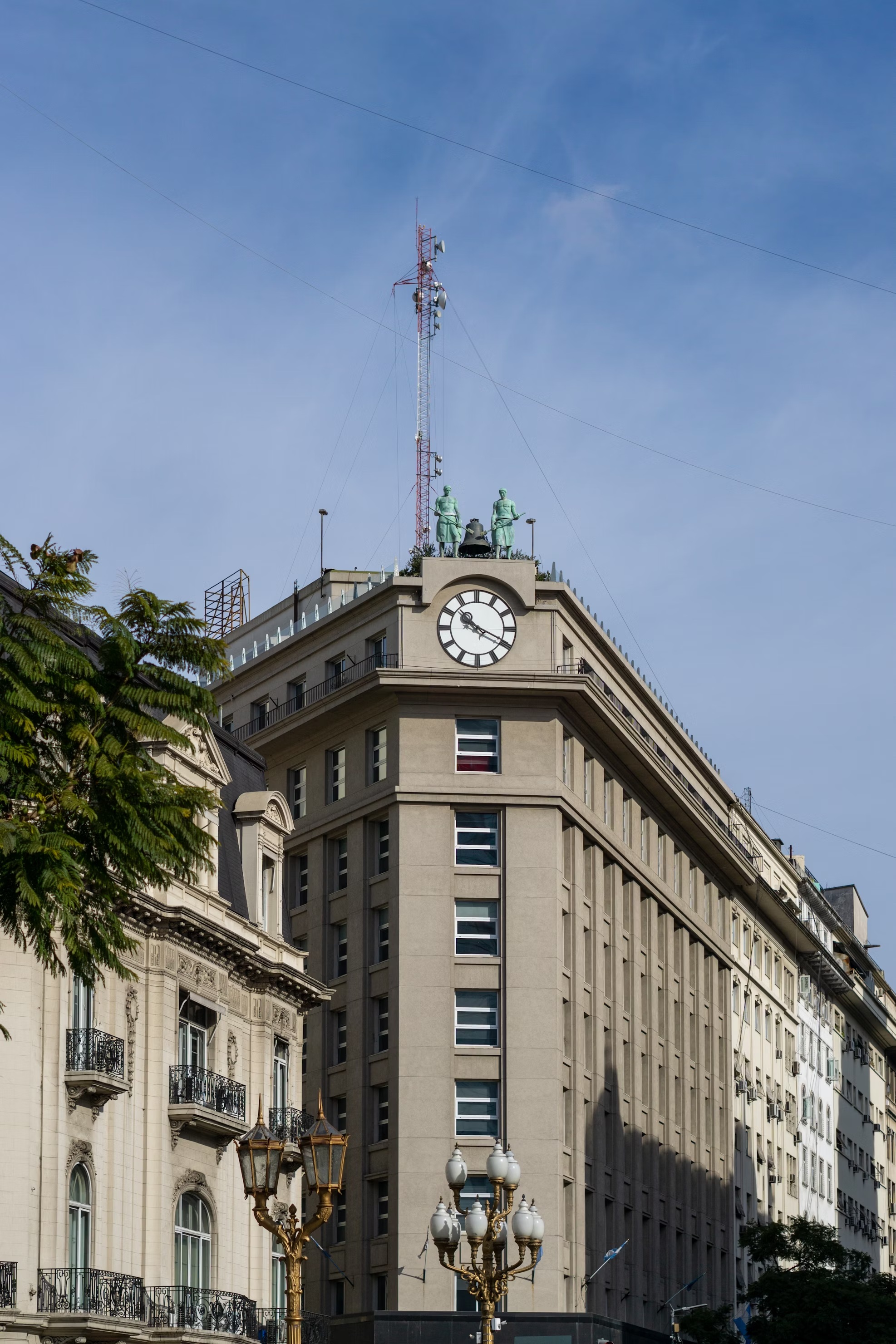 Apex Crown Bank Building